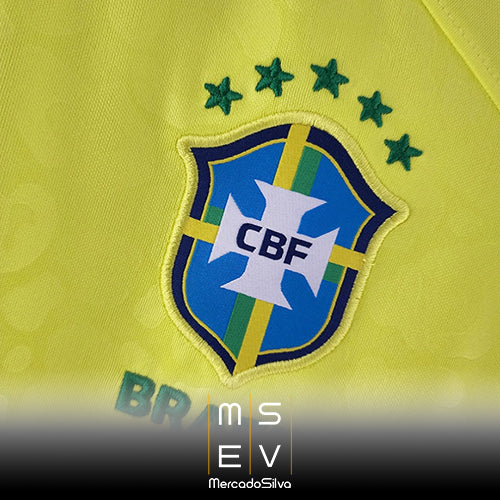 Camisa do Brasil World Cup 2022 - Modelo Feminino Torcedor Casa