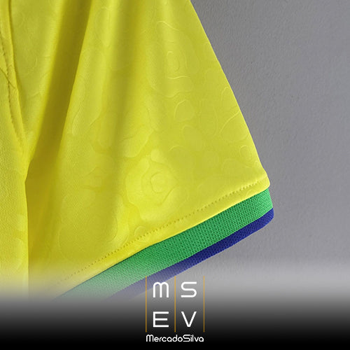 Camisa do Brasil World Cup 2022 - Modelo Feminino Torcedor Casa